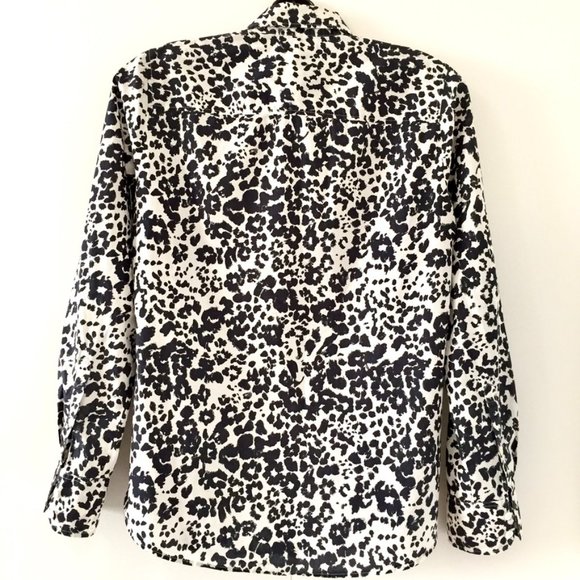 J Crew - B/W Leopard Print - Button Down Shirt - Size 2 - Picture 2 of 5